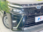 VOXY HYBRID