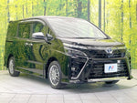 VOXY HYBRID