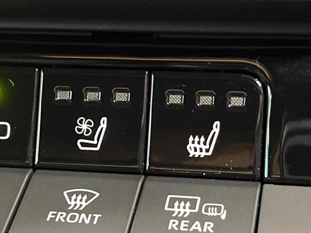CROWN SPORT