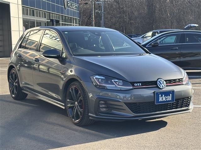VOLKSWAGEN GOLF GTI
