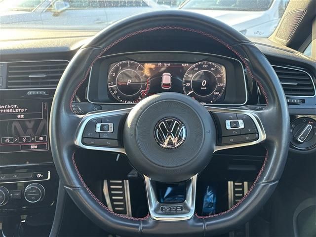 VOLKSWAGEN GOLF GTI