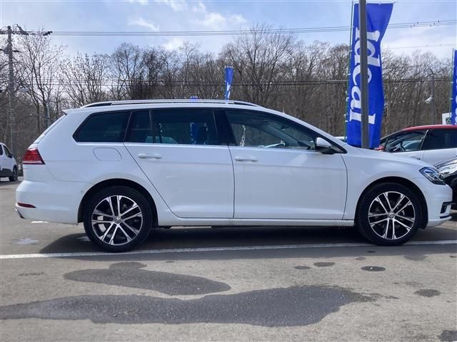 VOLKSWAGEN GOLF VARIANT