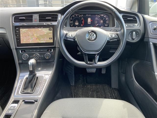 VOLKSWAGEN GOLF VARIANT