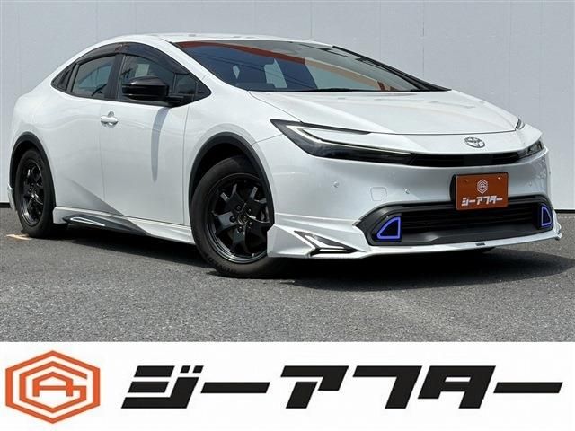 PRIUS 4WD