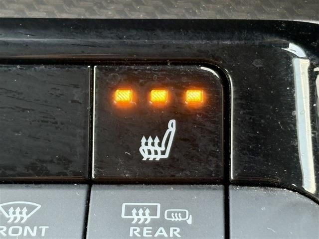 PRIUS 4WD