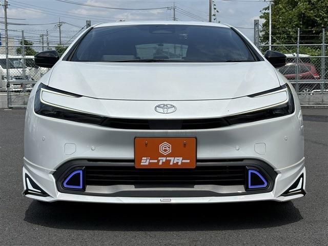 PRIUS 4WD
