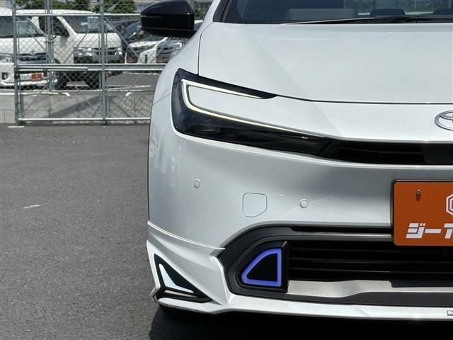 PRIUS 4WD