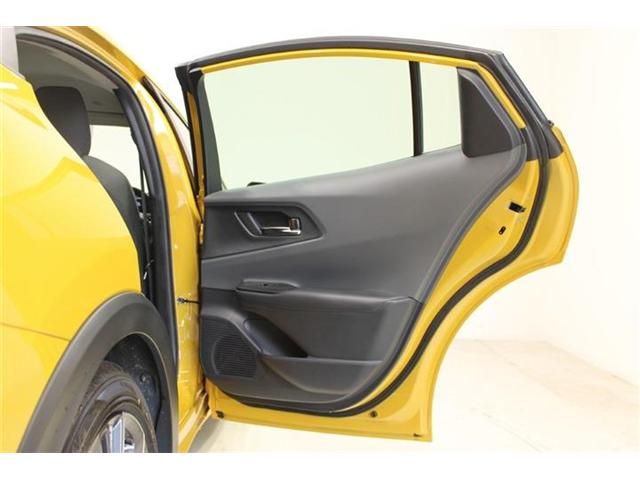 PRIUS 4WD