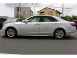 CROWN sedan hybrid