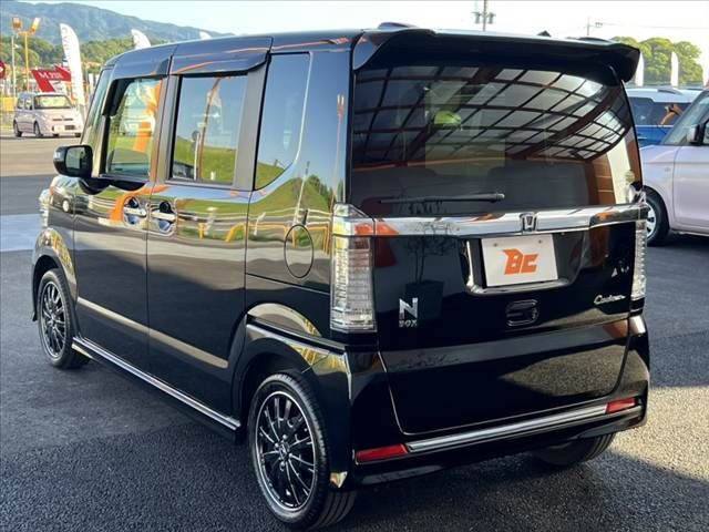 N BOX CUSTOM