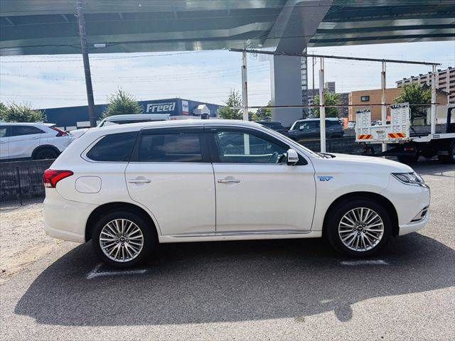 OUTLANDER PHEV