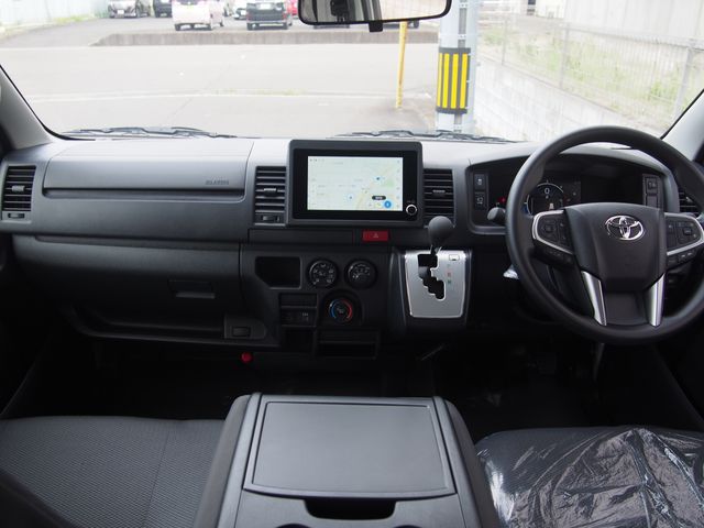 HIACE van 4WD