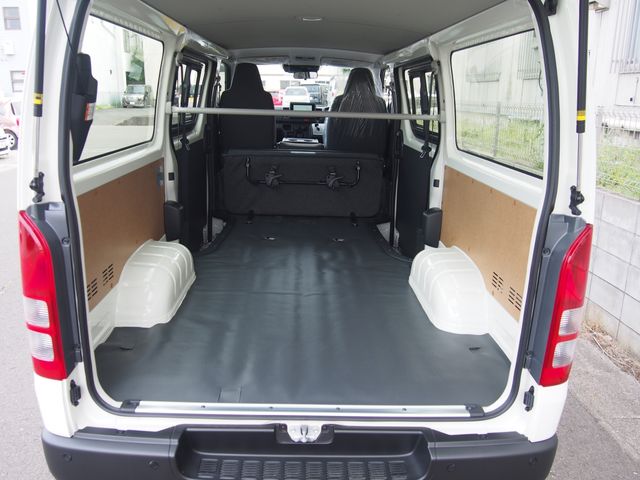 HIACE van 4WD