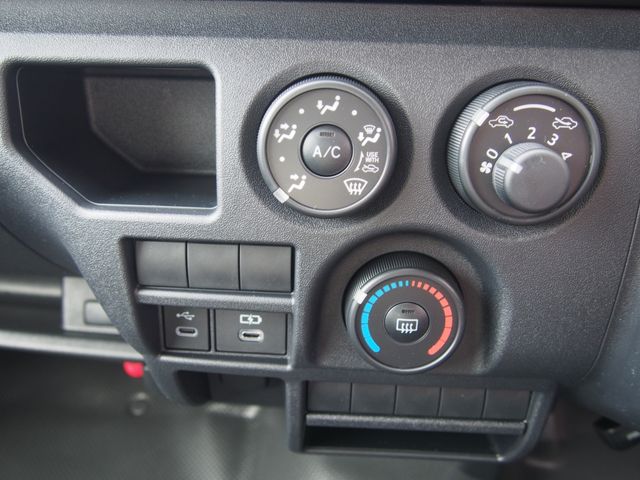 HIACE van 4WD