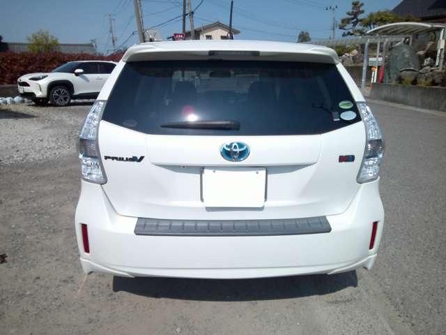PRIUS Alpha