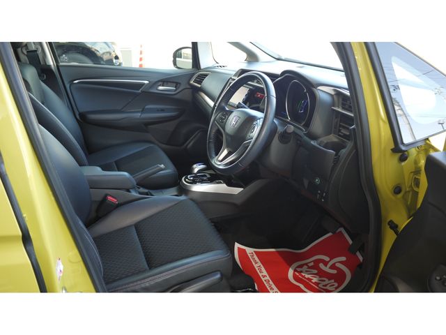 FIT HYBRID 4WD