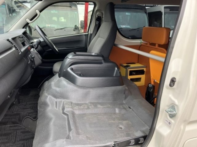 HIACE wagon
