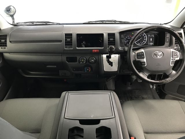 HIACE van 4WD