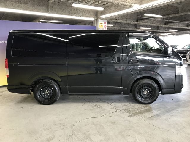 HIACE van 4WD