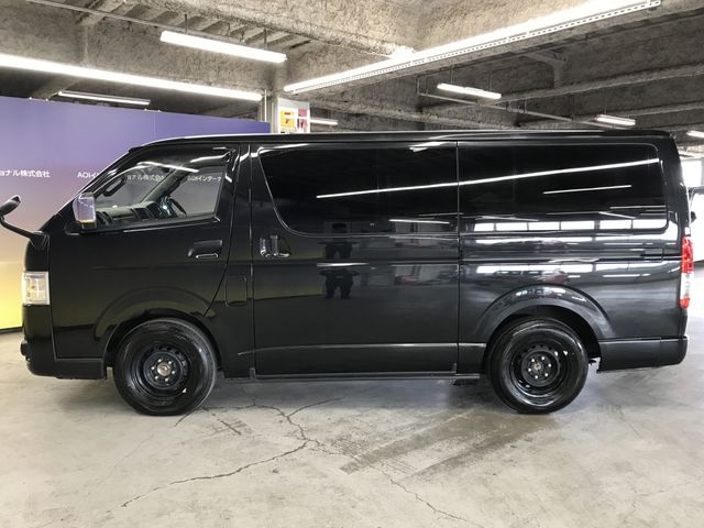 HIACE van 4WD