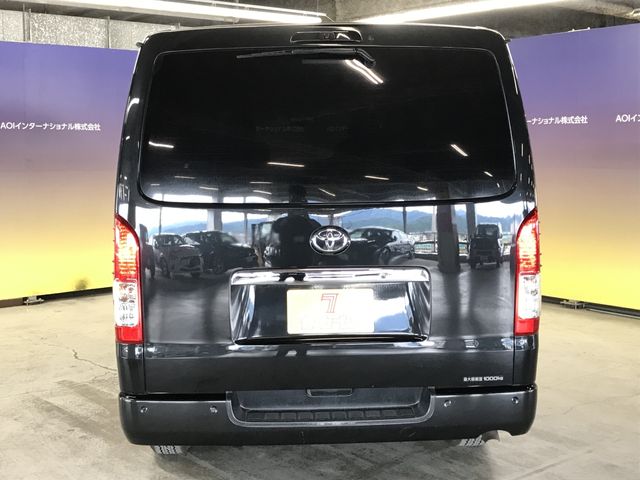 HIACE van 4WD