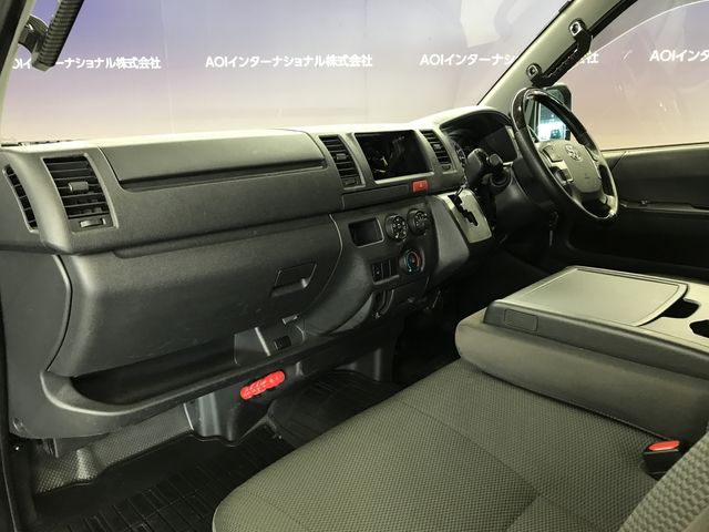 HIACE van 4WD