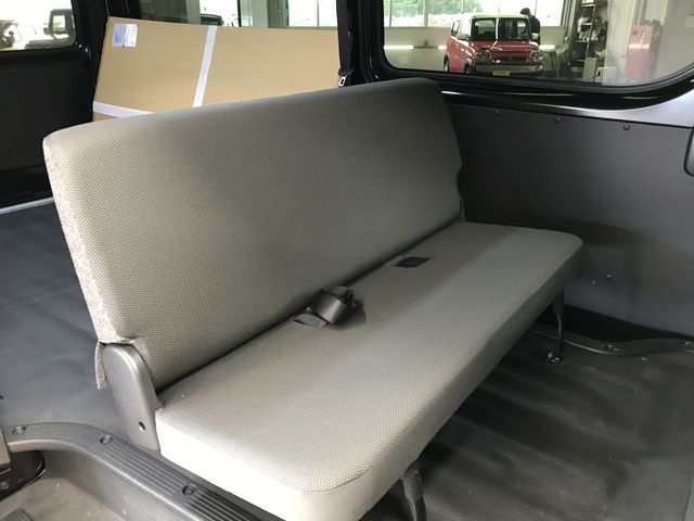 HIACE van 4WD