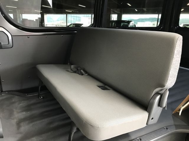 HIACE van 4WD