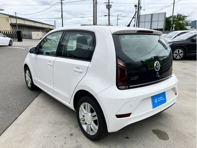 VOLKSWAGEN up!