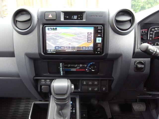 LANDCRUISER 70
