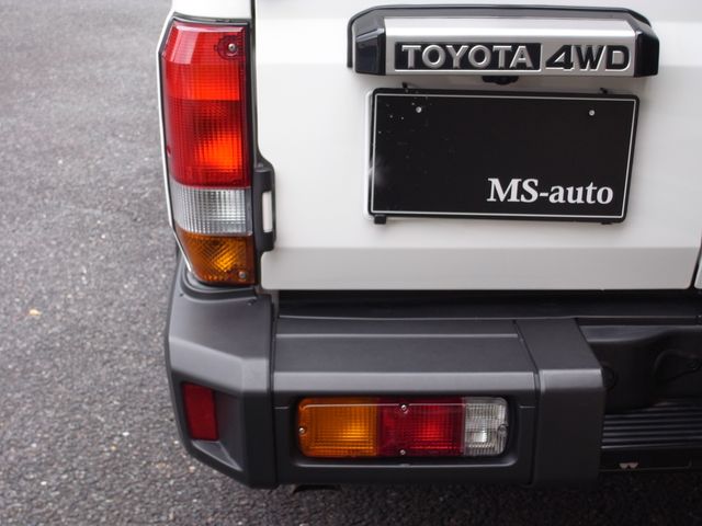 LANDCRUISER 70