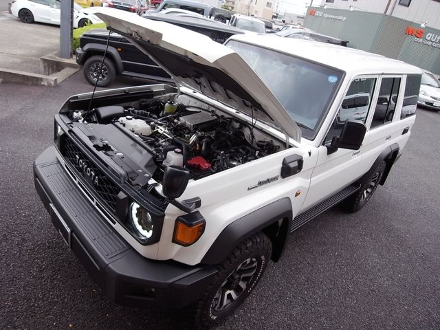LANDCRUISER 70