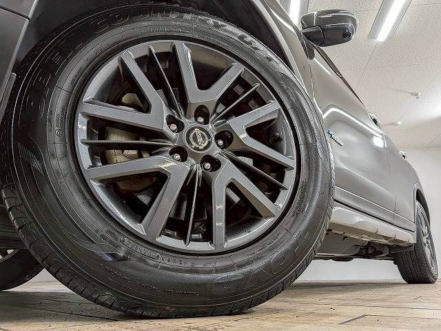 X-TRAIL HYBRID 4WD