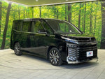 VOXY HYBRID
