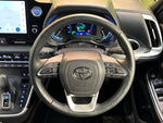 VOXY HYBRID