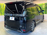 VOXY HYBRID