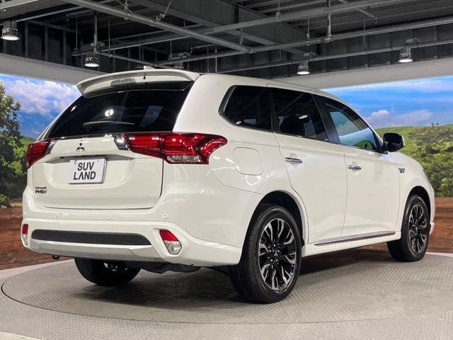 OUTLANDER PHEV