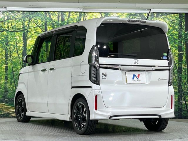 N BOX CUSTOM