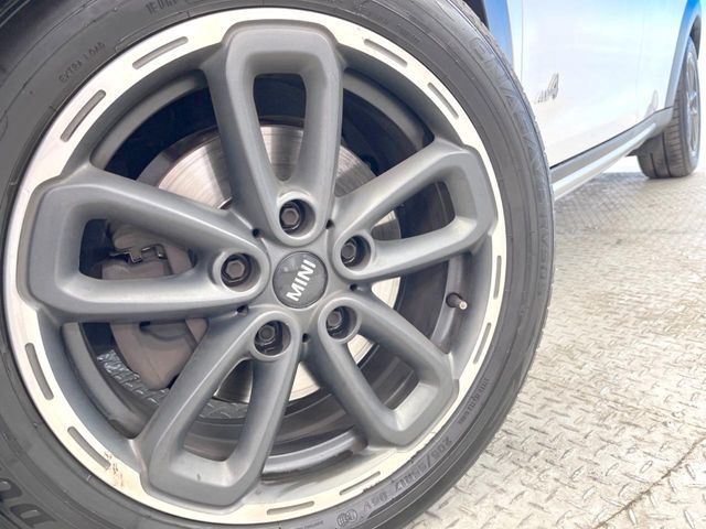 BMW MINI COOPER D CROSSOVER
