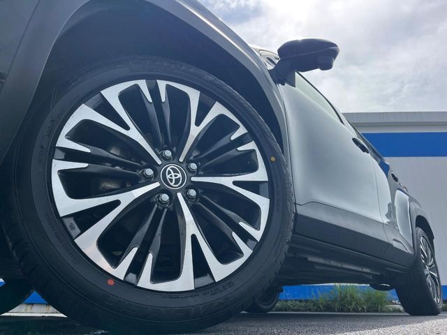 YARIS CROSS HYBRID