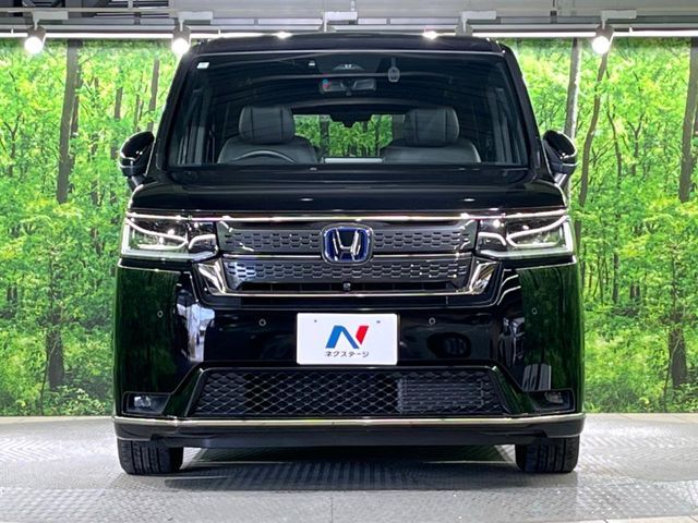 STEPWAGON e:HEV SPADA