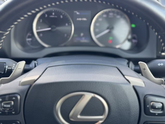 LEXUS IS350