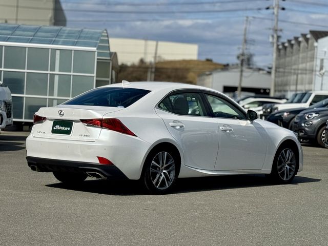 LEXUS IS350
