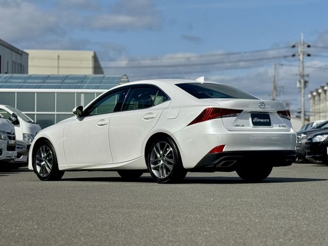 LEXUS IS350