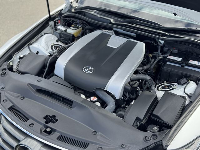 LEXUS IS350