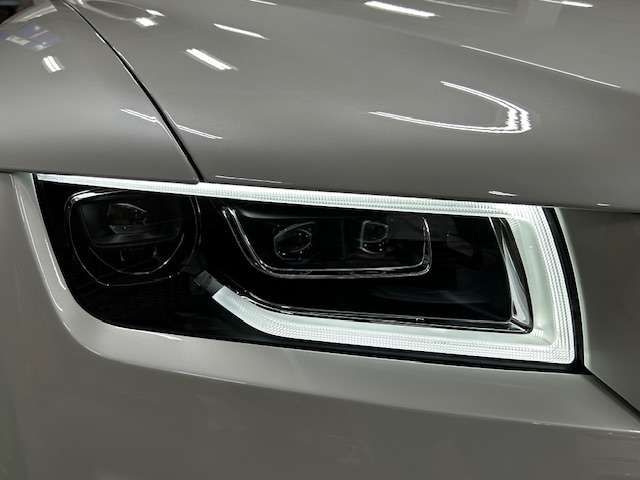 ROLLS-ROYCE