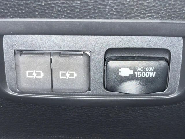 COROLLA TOURING HYBRID 4WD