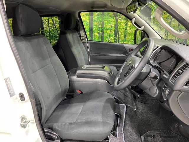HIACE van 4WD