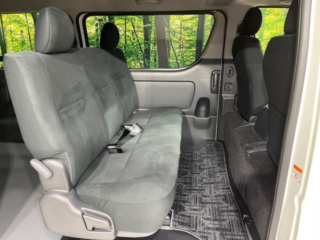 HIACE van 4WD