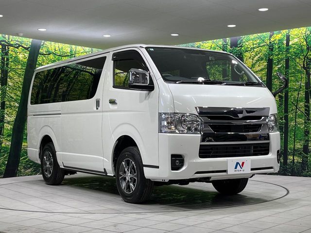 HIACE van 4WD